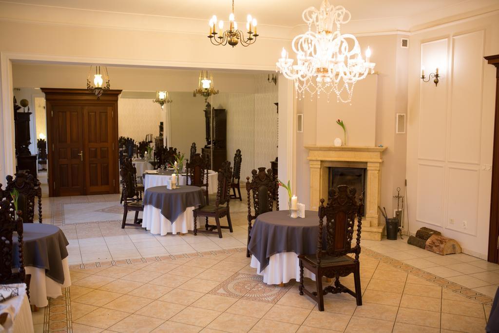 مبيت وإفطار Ujście Palac Jablonowo المظهر الخارجي الصورة